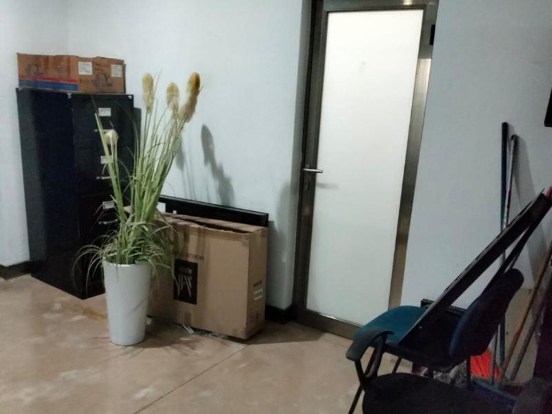 VENTA BODEGA CON OFICINAS